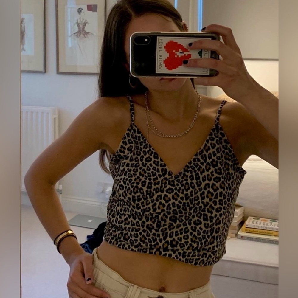DIVIDED BY H&M: Cheetah Print Large Crop Top.